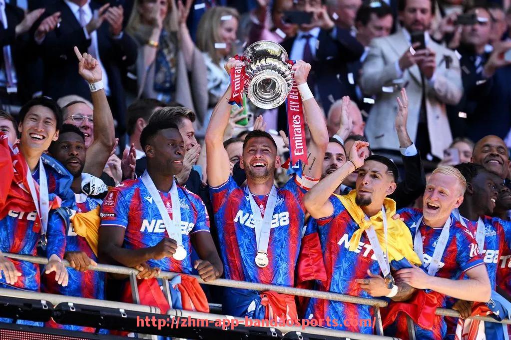 半岛体育app-法甲比赛回顾：精彩赛事与关键战术分析