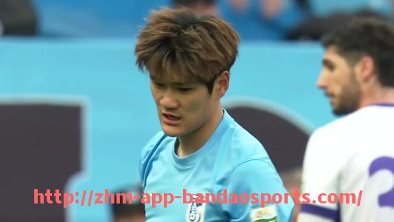 半岛体育app-西甲联赛赛季总进球数统计与破纪录回顾